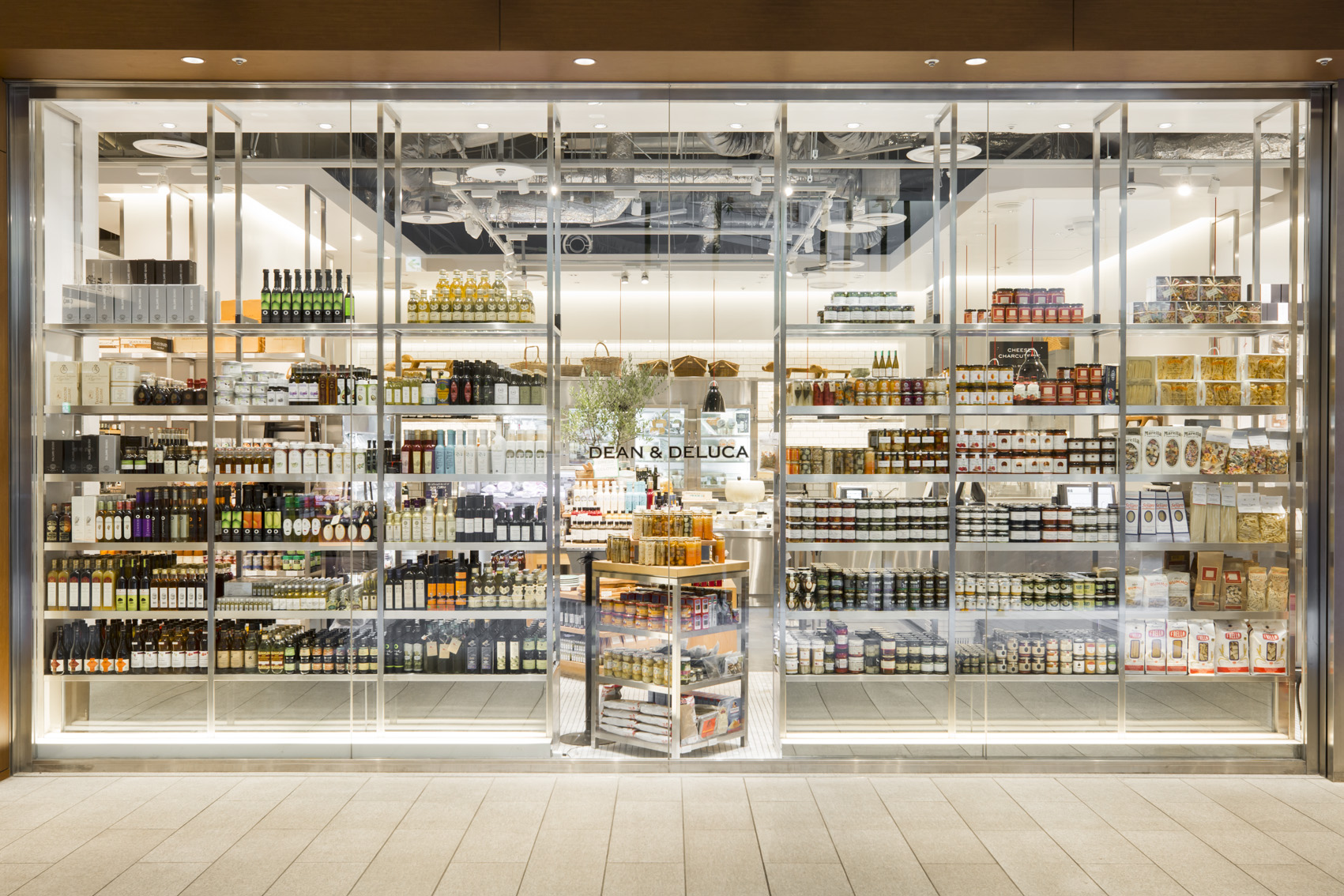 5a212e15a8e9aa9fec38401748b83771